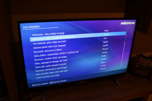 aldi medion fernseher 43 zoll 1. Installation mit Programmsuche