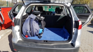Wie gut passt der my junior kinderwagen in den kofferraum? Ford Focus Turnier