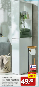 Weißer Bad-Regal-Raumteiler in einem modern gestalteten Badezimmer